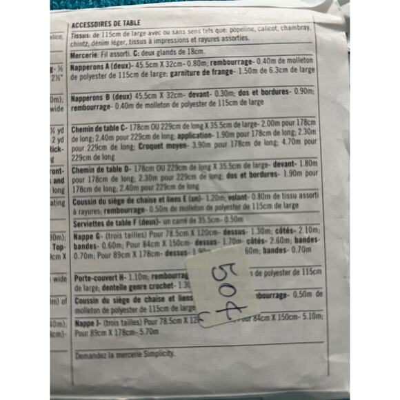 Simplicity 8350 home Sewing pattern table cloth place mats table runner - Picture 4 of 4